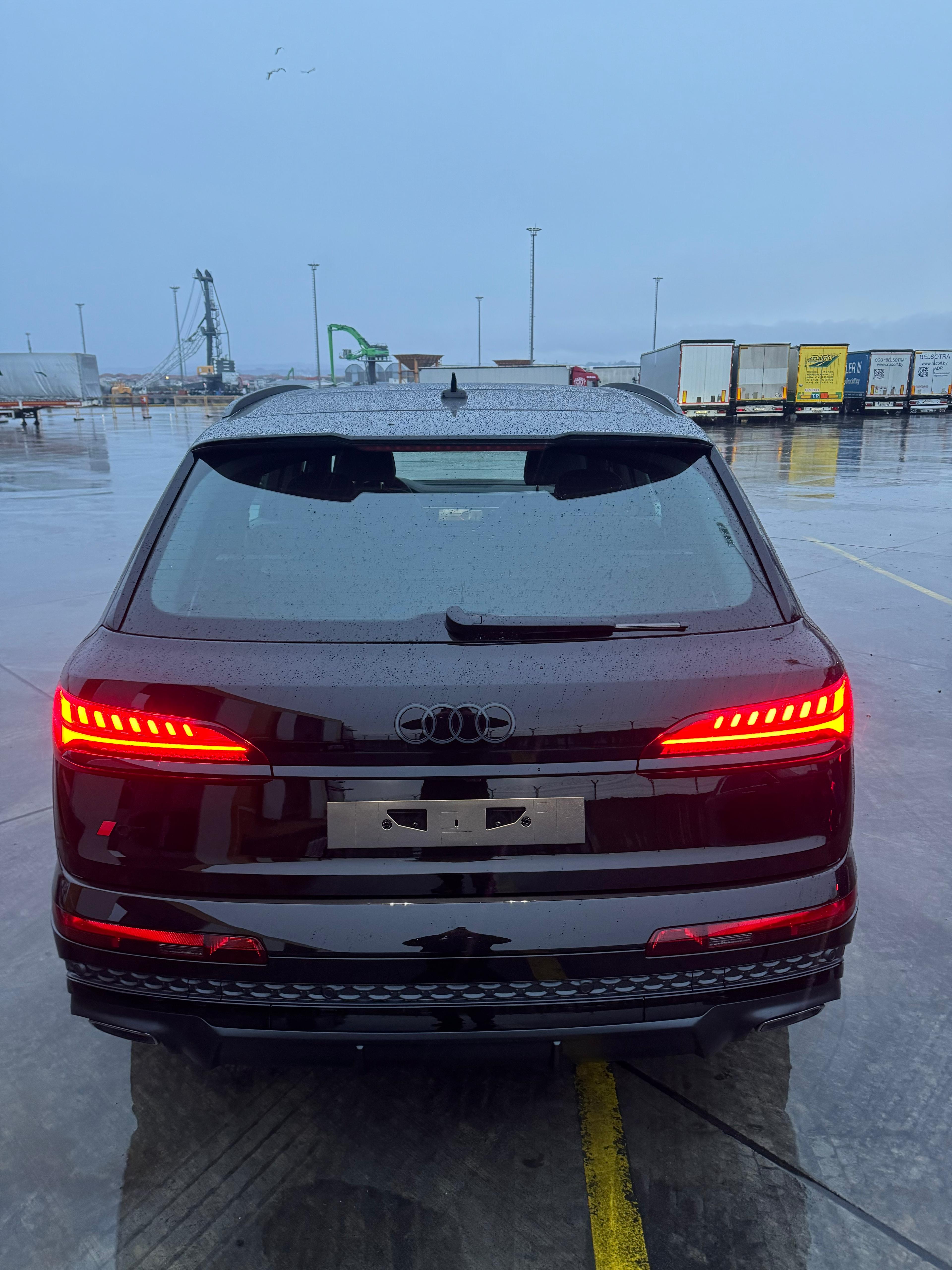 Новая Q7 SUV S line 50 TDI quattro tiptronic Facelift скоро в Москве!